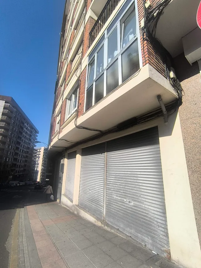 LONJA COMERCIAL EN BUENA ZONA REF. PEÑOTA