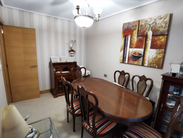 AMPLIA VIVIENDA EN ZONA ABARO REF. P803
