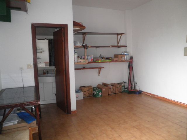 LOCAL COMERCIAL DE NEGOCIO DISPONIBLE