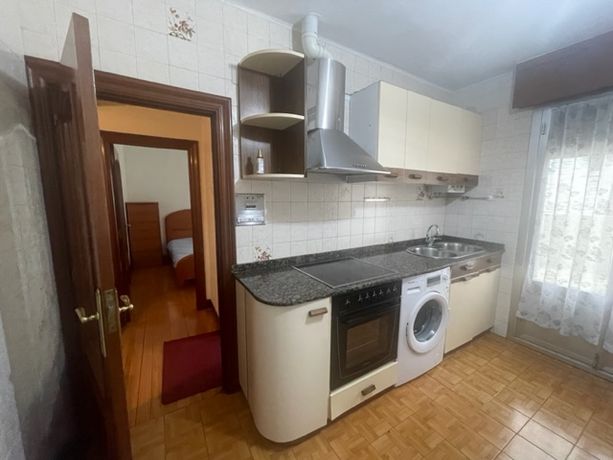 MUY CENTRICO ZONA ABARO REF. P808