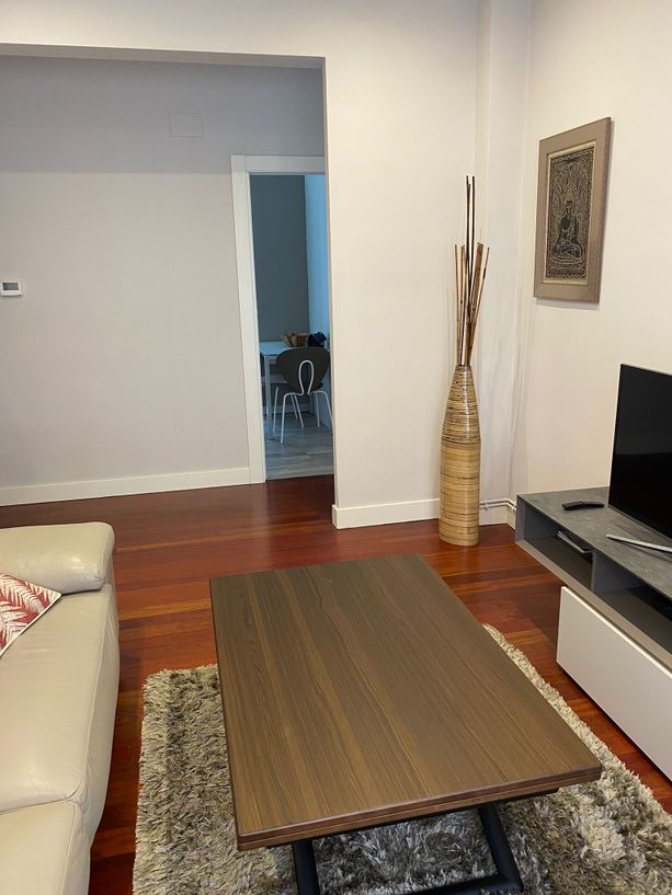 PRECIOSA VIVIENDA EN AVENIDA ABARO