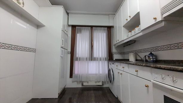 BUEN PISO EN MUGAKOA, REF. 811