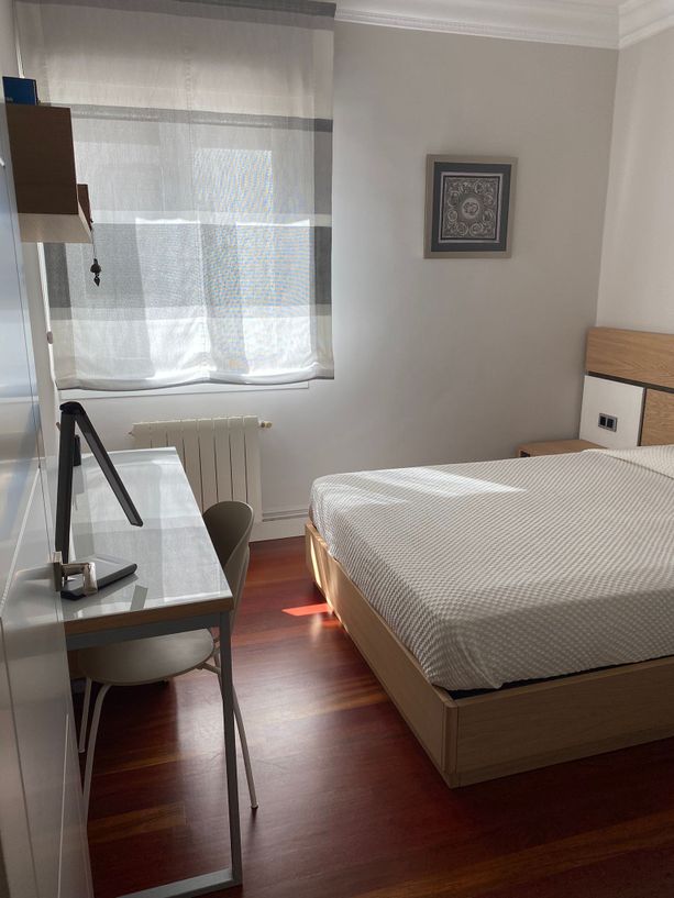 PRECIOSA VIVIENDA EN AVENIDA ABARO