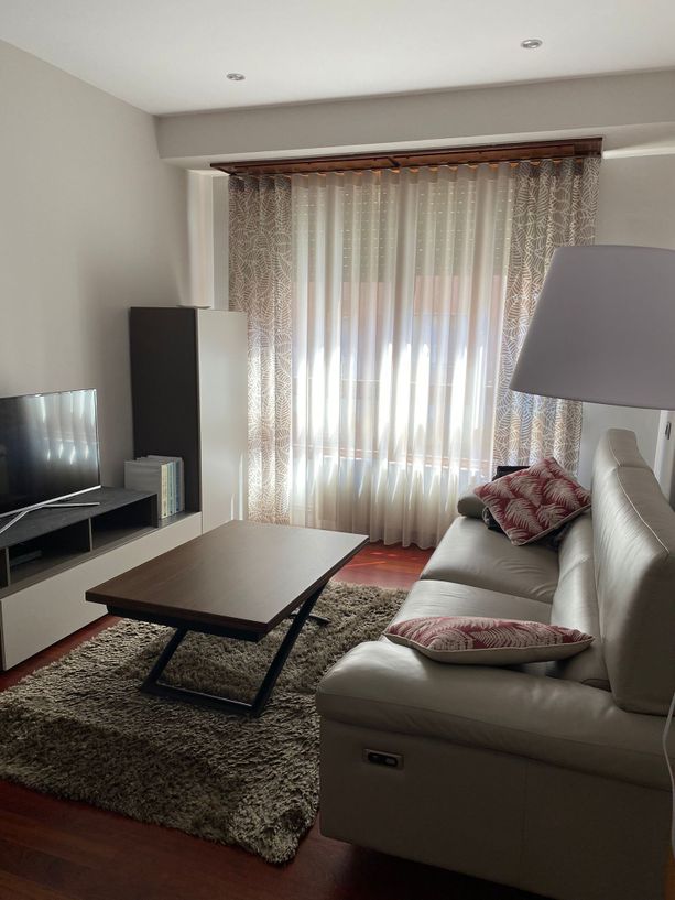 PRECIOSA VIVIENDA EN AVENIDA ABARO