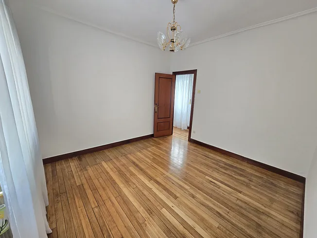 GRAN PISO MUY CENTRICO REF. P992
