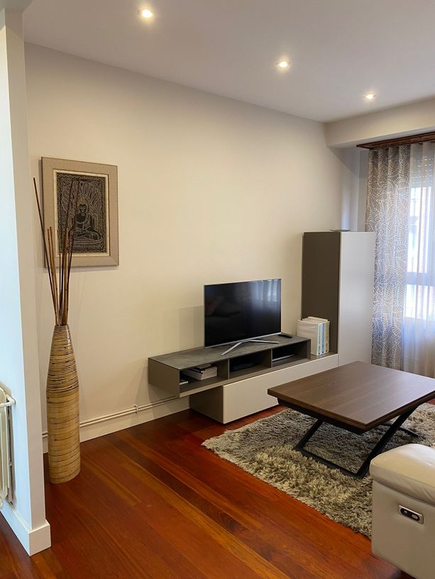 PRECIOSA VIVIENDA EN AVENIDA ABARO