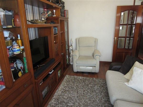 BONITO PISO EN ABATXOLO REF. P745