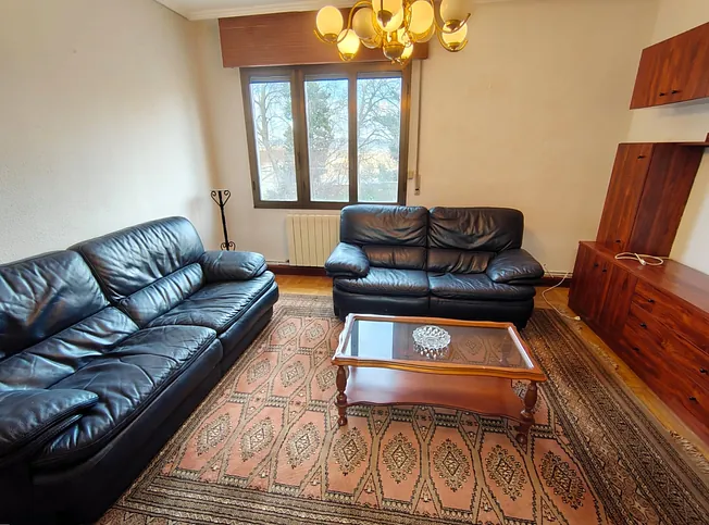 VIVIENDA CON JARDIN Y HUERTA ABATXOLO REF. P995