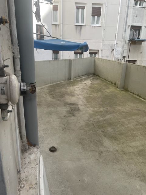 MUY CENTRICO ZONA ABARO REF. P808