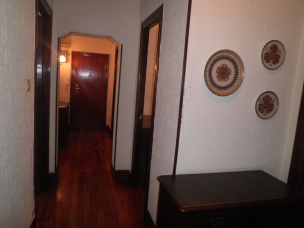 GRAN PISO 4 HABITACIONES BUENA ZONA REF. P796