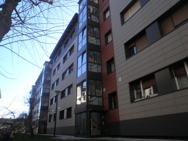 GRAN PISO 4 HABITACIONES BUENA ZONA REF. P796