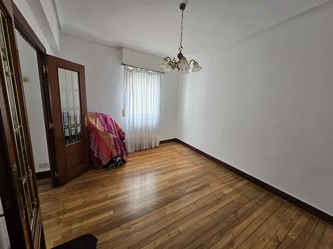 GRAN PISO MUY CENTRICO REF. P992