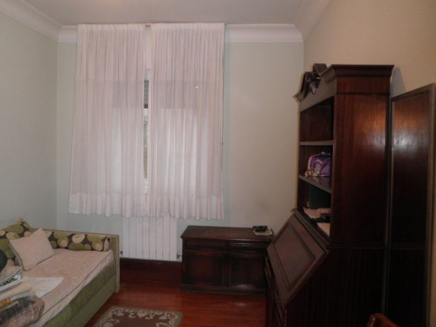 GRAN PISO 4 HABITACIONES BUENA ZONA REF. P796