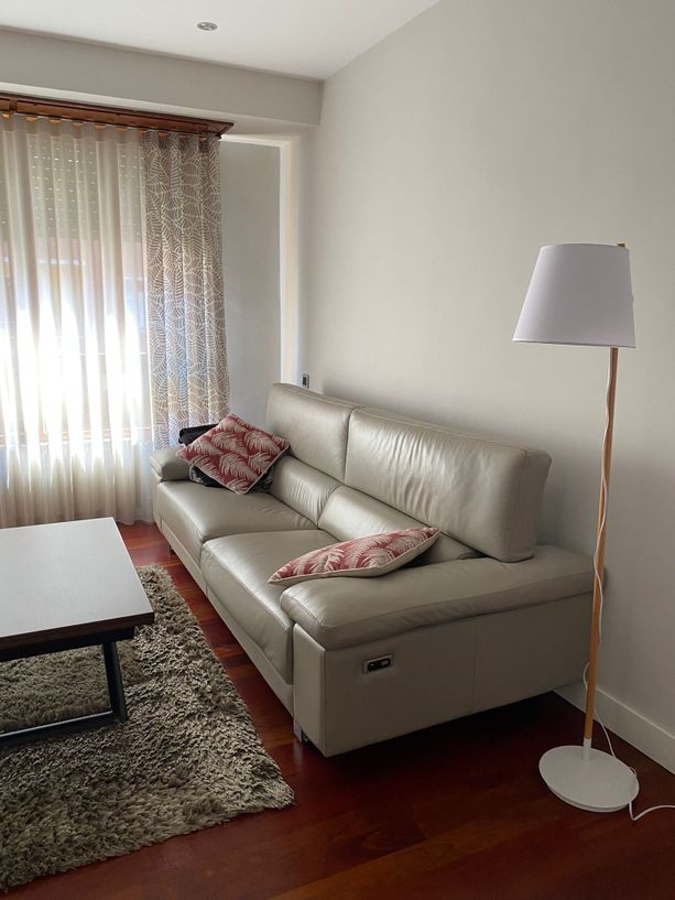 PRECIOSA VIVIENDA EN AVENIDA ABARO