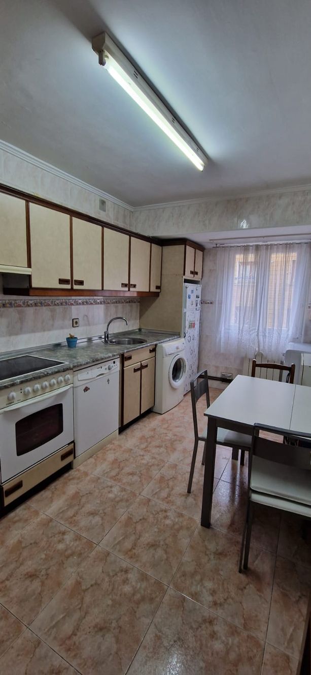 BUEN PISO EN BUENAVISTA REF. P805