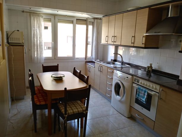 OCASION EN AZETA 3 HABITACIONES REF. P734