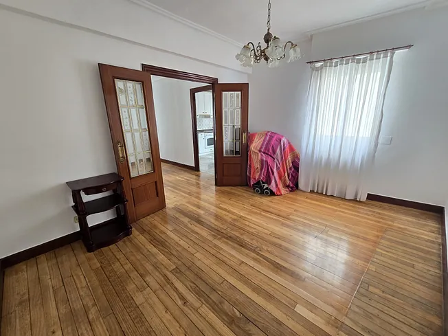 GRAN PISO MUY CENTRICO REF. P992