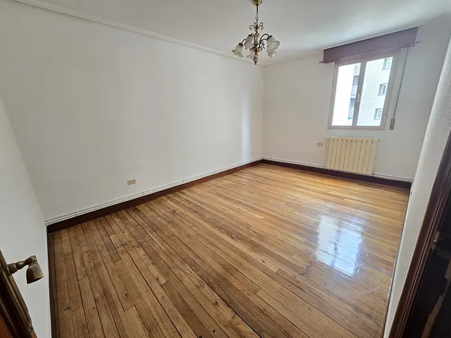 GRAN PISO MUY CENTRICO REF. P992