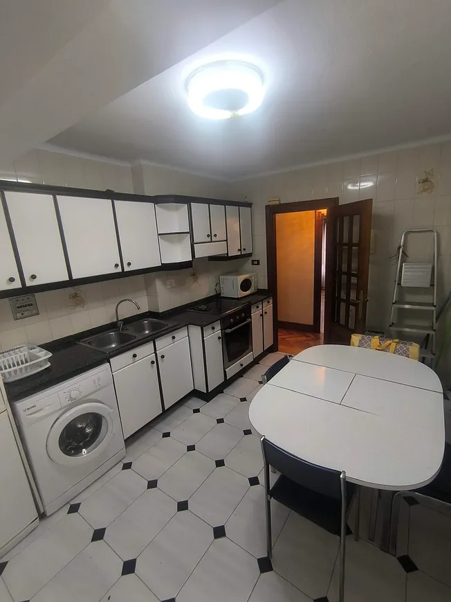 OCASION MUY CENTRICO ZONA ABARO REF. P994